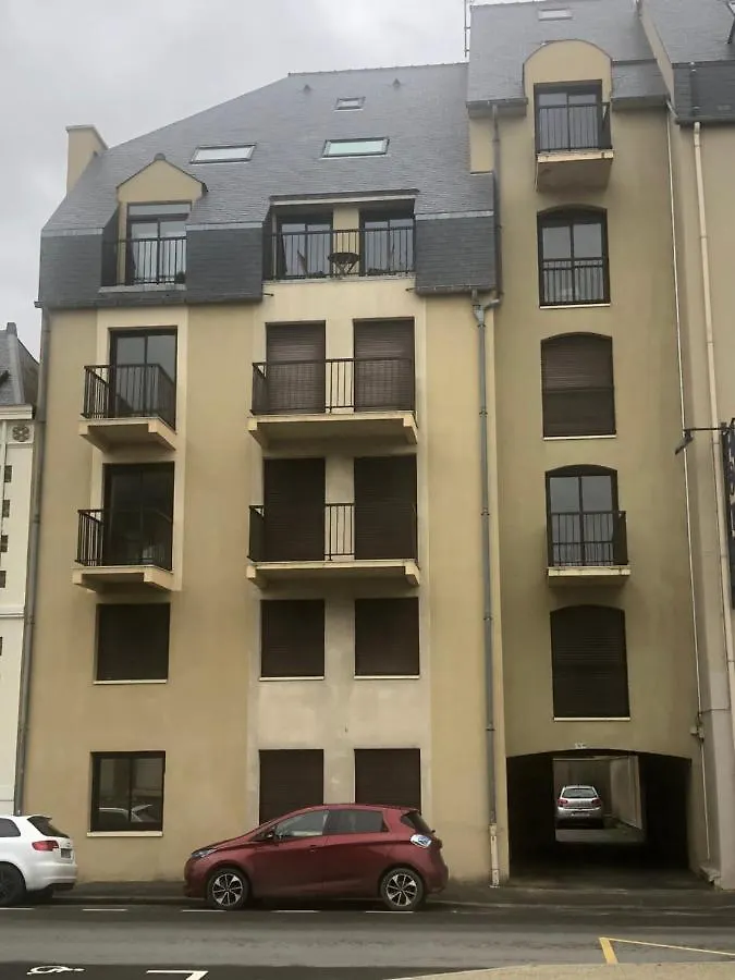 Emeraude, Pleine Vue De Mer Saint-Malo 0*,  Francja